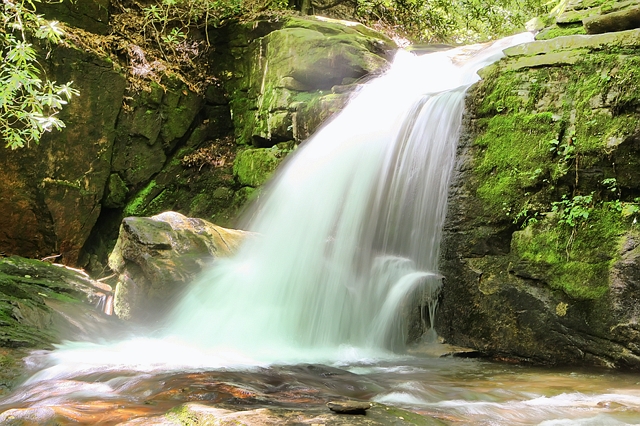 Helen Georgia, Blue Ridge Mountains, Twin Falls Cabin, Chattahoochee River, apline village, Anna-Ruby Falls, Helton Creek Falls, Raven Cliff Falls