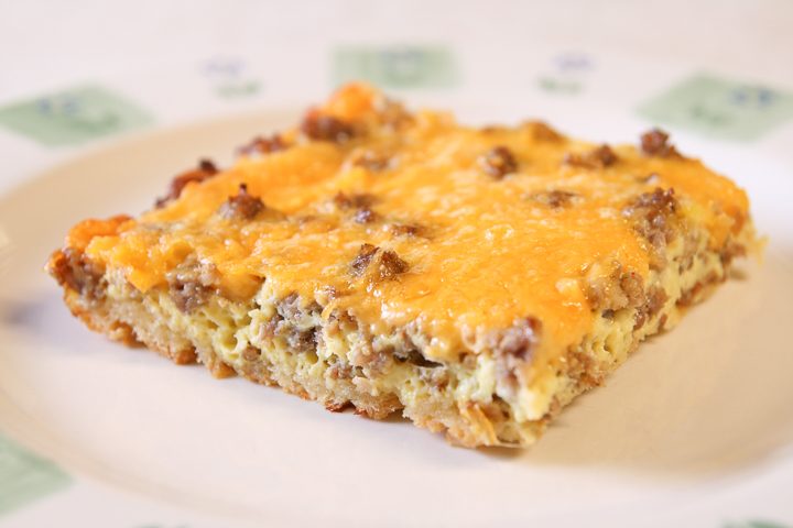 https://www.kevinandamanda.com/wp-content/uploads/2008/06/breakfast-casserole-00-720x480.jpg