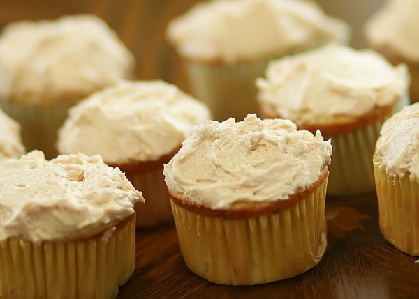 Banana Cupcakes with Peanut Butter Buttercream Frosting