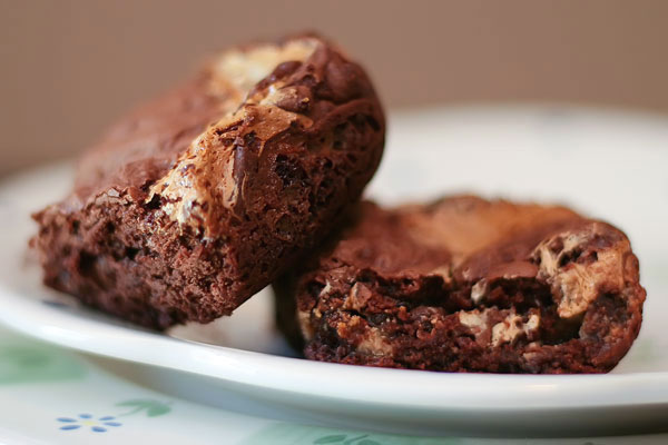 ooey-gooey-peanut-butter-and-marshmallow-fluff-brownies