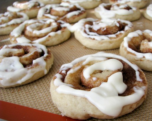 cinnamon-bun-sugar-cookies