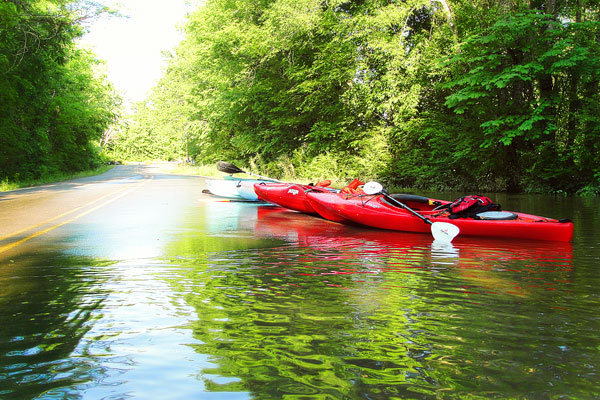 kayaking paint rock river float