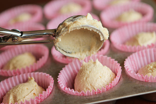 Chocolate Chip Cookie Dough Cupcakes