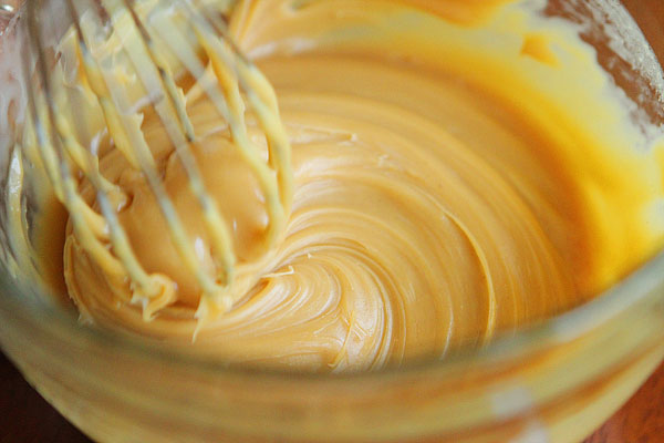 Peanut Butter Oreo Ice Cream Cake - An Easy Homemade Ice Cream Cake Recipe