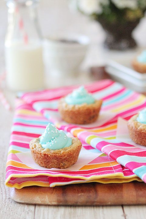 Baby Blue Chocolate Chip Oatmeal Cookie Cups | A Baby Shower for Maria