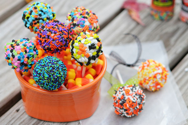 Halloween Cookie Dough Pops Tutorial