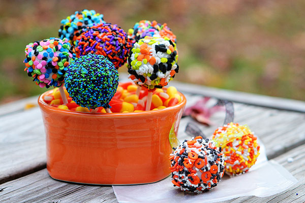 Halloween Cookie Dough Pops Tutorial