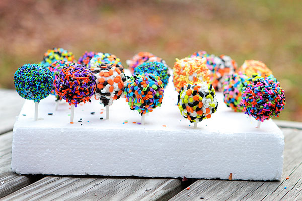 Halloween Cookie Dough Pops Tutorial