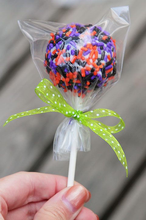 Halloween Cookie Dough Pops Tutorial