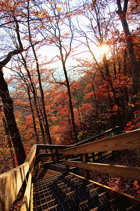 Blue Ridge, Georgia Fall Weekend Getaway. Hiking, Cabins & Waterfalls.