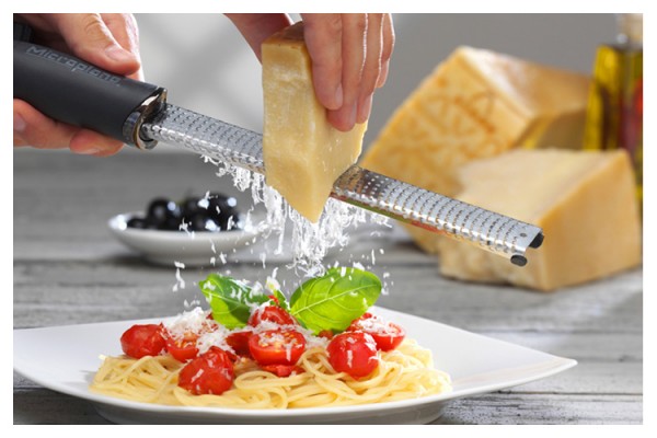 OXO Good Grips Pastry Scraper and Chopper, 1 ct - Fry's Food Stores