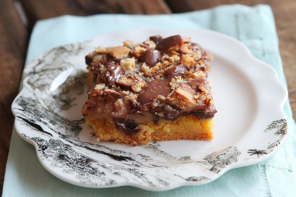 Girl Scout Cookie Tagalong Cake Bars