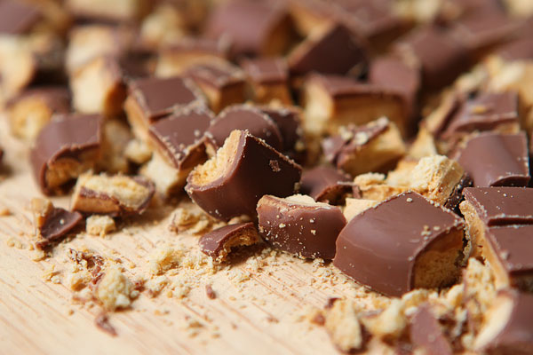 Girl Scout Cookie Tagalong Cake Bars