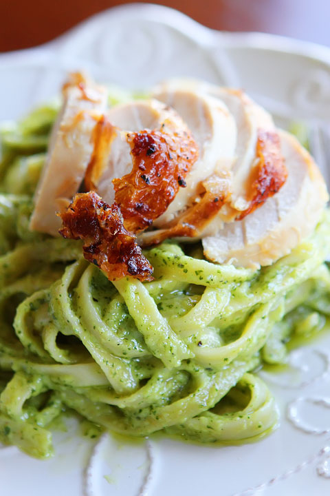 Pioneer Woman Pasta with Pesto Cream Sauce Recipe