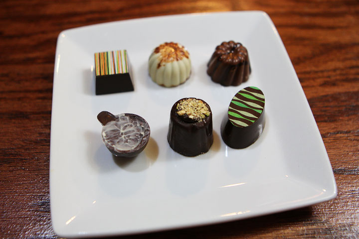 Coastal Mist Chocolate Boutique | Bandon, Oregon. This is a must stop on the Oregon Coast! Famous for their ultra decadent sipping chocolates & sipping caramels. 