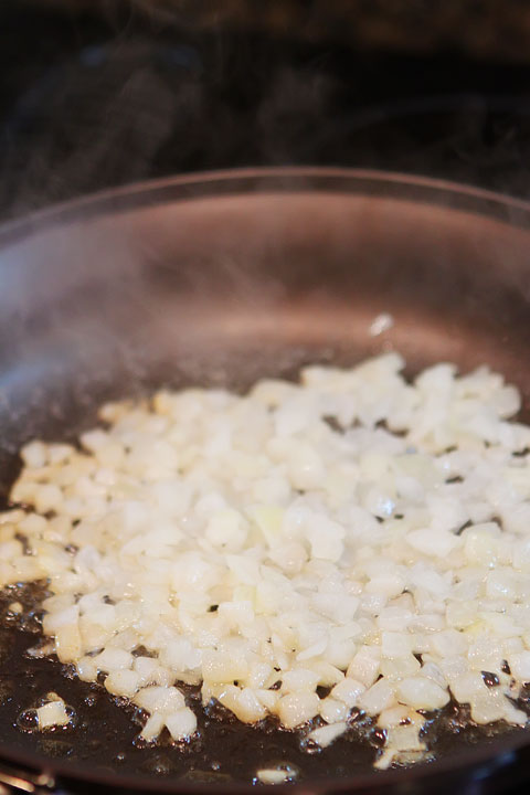 Peas, Ham, and Creamy Noodles -- A perfect, easy one dish skillet dinner, made in less than 15 mins! You even boil the noodles right in the skillet. www.kevinandamanda.com