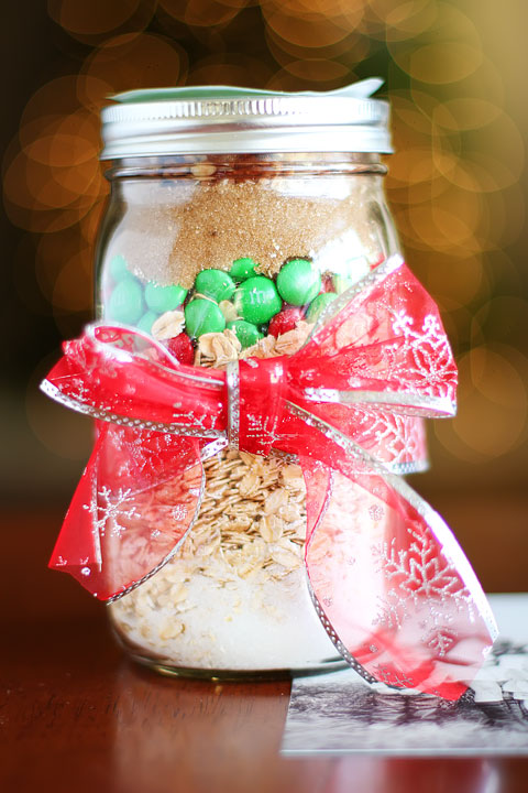 34 Delicious Mason Jar Gift Ideas for Everyone on Your List