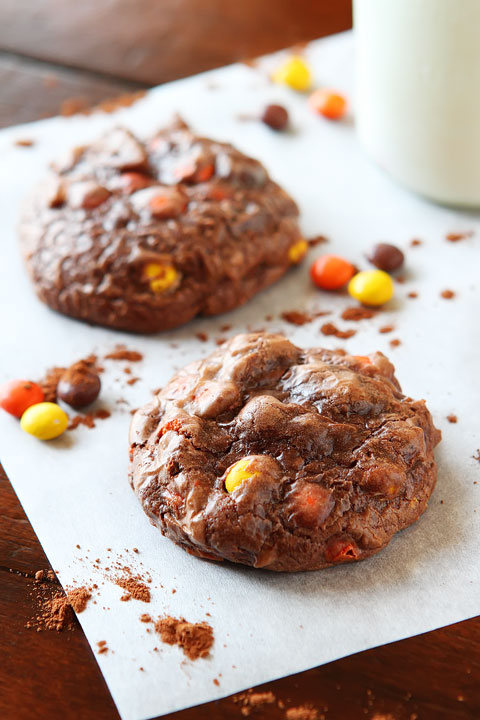 Soft Batch Peanut Butter Double Fudge Brownie Cookies. Only 6 ingredients and makes the softest, richest chocolate cookies ever!!