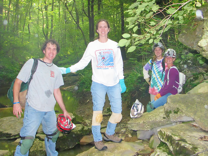 Exploring the Tunnels at Limrock Blowing Cave! 03