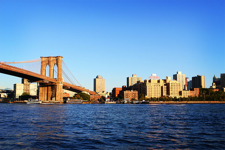 New-York-Media-Boat-Adventure-Sightseeing-Tour-18