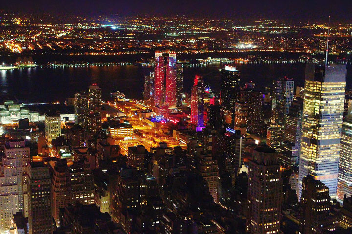 view-from-empire-state-building-at-night-4