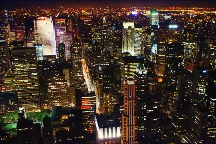 view-from-empire-state-building-at-night-5