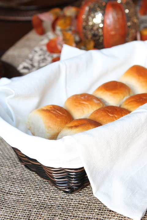 The Best Thanksgiving Bread Basket Ideas