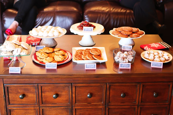 The Ultimate Holiday Party! Hot Chocolate Bar and Cookie Swap Ideas