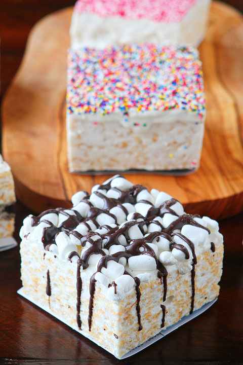 These are seriously the SOFTEST Rice Krispy Treats I have ever had!! They're like a cake!! Seriously so good and you can order them online!! Perfect for gifts!