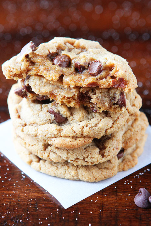 Hazelnut Butter Cookies. Soft, chewy cookies made with creamy hazelnut butter!! It's like a Nutella chocolate chip cookie!!