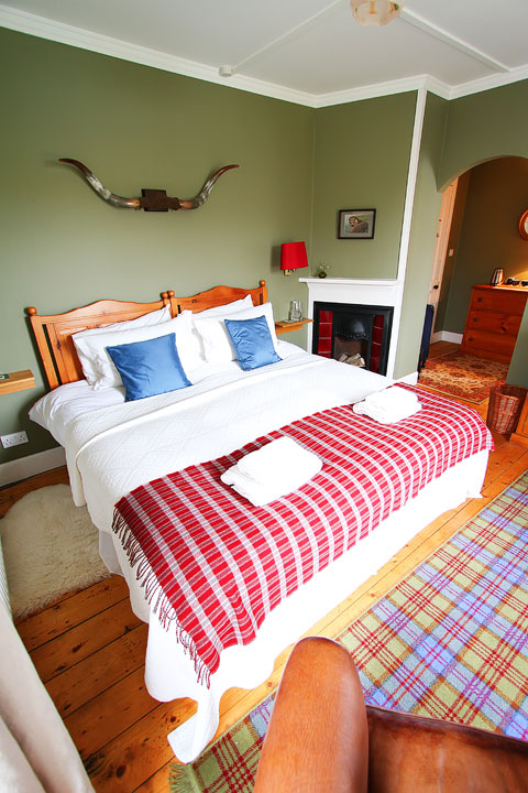 Wilmar Bed & Breakfast, Isle of Skye. Tips for Traveling to Scotland -- What to Do, See, & Eat. www.kevinandamanda.com