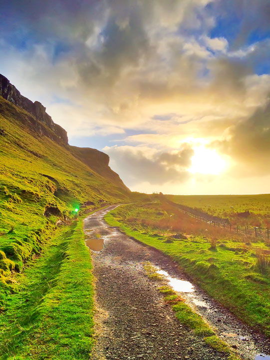 Talisker Bay, Isle of Skye. Tips for Traveling to Scotland -- What to Do, See, & Eat. www.kevinandamanda.com