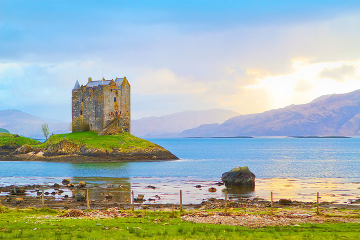 Castle Stalker. Tips for Traveling to Scotland. What to Do, See, & Eat. www.kevinandamanda.com