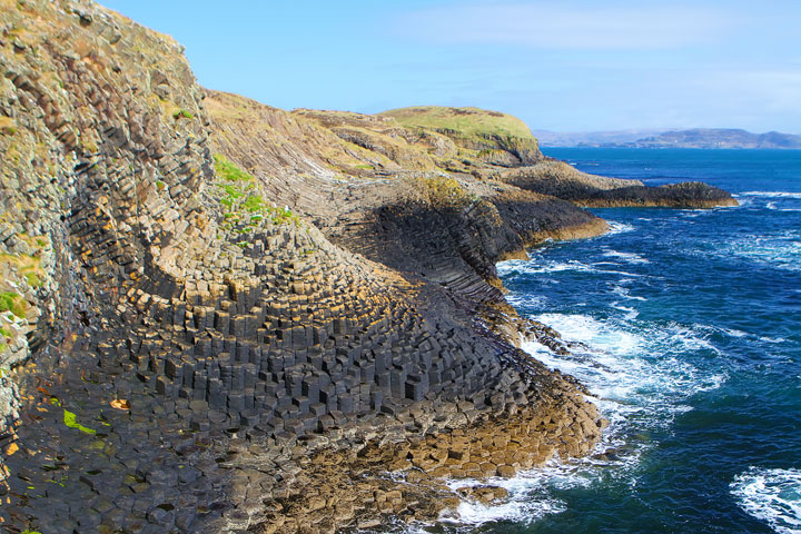 Fingal's Cave on the Isle of Staffa. Tips for Traveling to Scotland. What to Do, See, & Eat. www.kevinandamanda.com