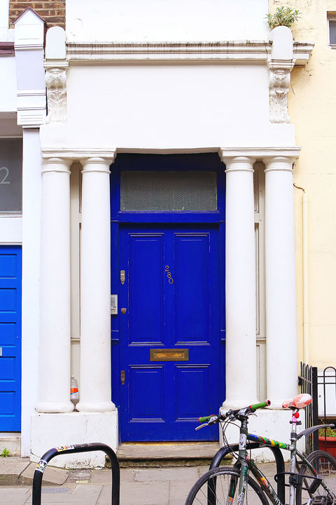 Notting Hill, London. Tips for planning the perfect day in London. www.kevinandamanda.com #travel #london #nottinghill