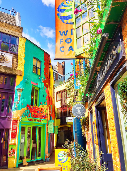 Neal's Yard, London. A secret courtyard in the colorful Covent Garden of London. www.kevinandamanda.com #travel #london #color