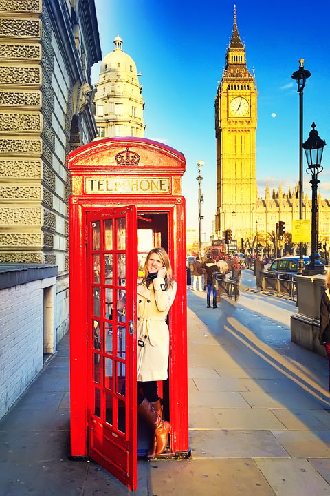 Red Phone Booth in front of Big Ben, London. Tips for Planning a London Vacation. www.kevinandamanda.com. #travel #london #england