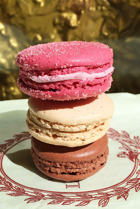 Laduree Macarons in London! Tips for Planning a London Vacation. www.kevinandamanda.com. #travel #london #england