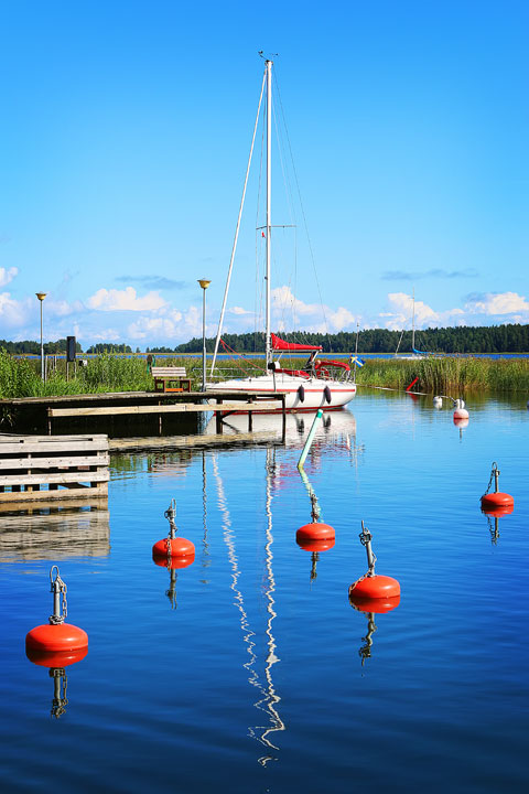 A walk through the Swedish countryside in Spiken, Sweden. #travel #sweden #photography www.kevinandamanda.com