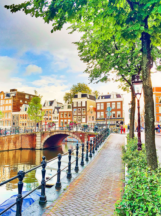 Amsterdam! #travel #amsterdam www.kevinandamanda.com