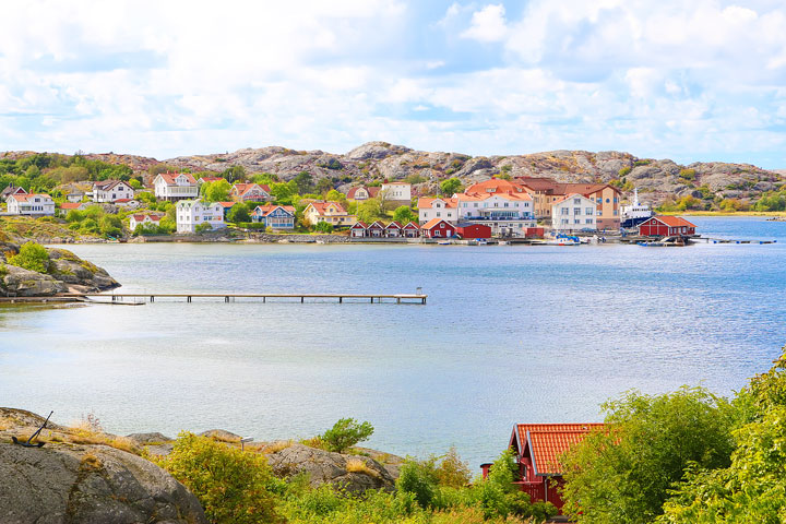 THE most charming and picturesque village in Sweden. Perfect for a weekend getaway!! #travel #holiday #photography www.kevinandamanda.com