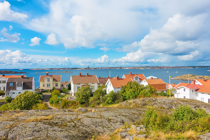 THE most charming and picturesque village in Sweden. Perfect for a weekend getaway!! #travel #holiday #photography www.kevinandamanda.com