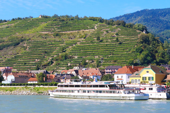 wachau valley cruise