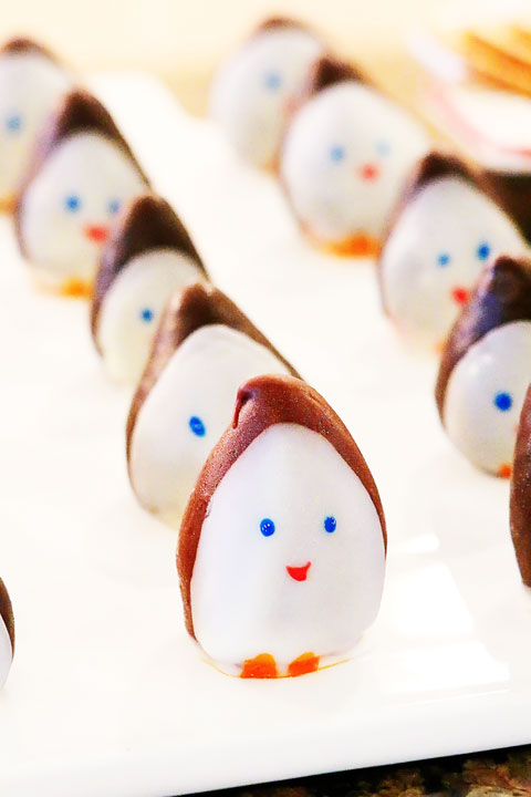 https://www.kevinandamanda.com/wp-content/uploads/2014/12/ultimate-holiday-christmas-party-best-ideas-cute-christmas-themed-food-071.jpg