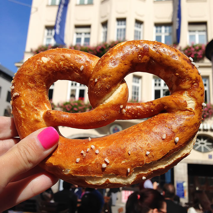 Best Tips for Traveling to Munich, Germany {Where to Eat, What to Do}