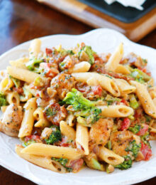 Image of Cheesy Chicken Bacon Broccoli Pasta