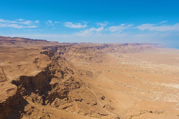 A list of the MUST-SEE most famous historical sites in Israel, including: Caesarea, where King Herod lived in Biblical times, The Hanging Gardens at Haifa, The Sea of Galilee (where Jesus walked on water) and Masada.