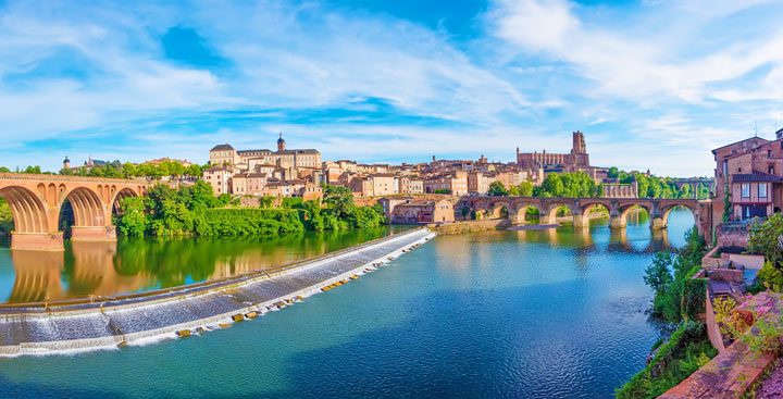 Summer Bucket List!! Biking through the French Countryside. (Click for travel tips and itineraries)