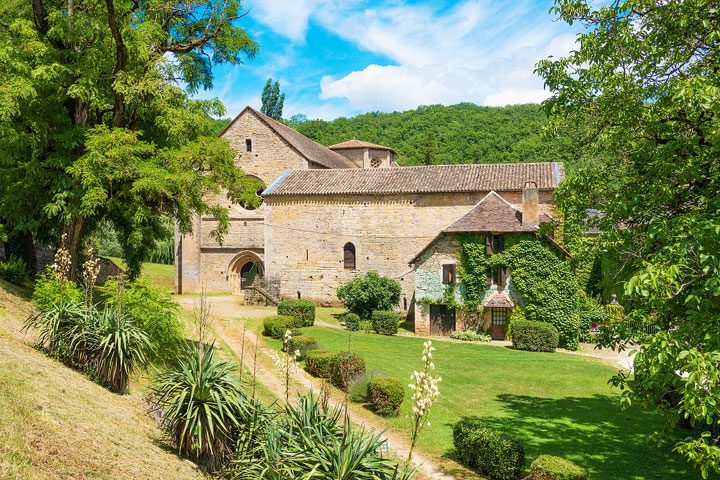 Summertime biking around the south of France... (Click for travel tips and itineraries)