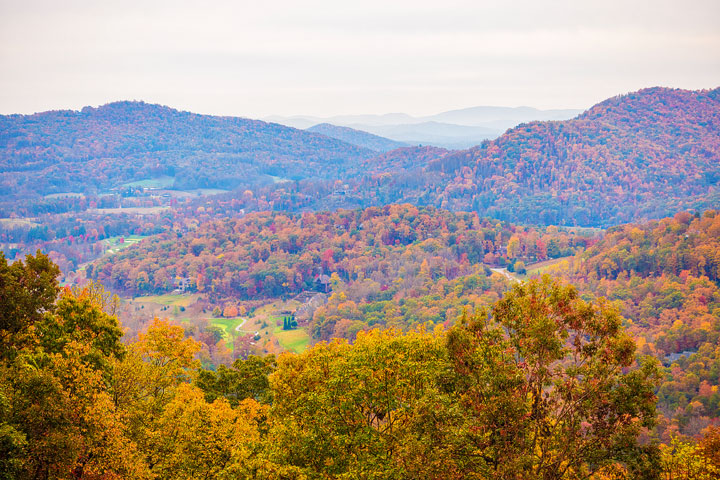 Bucket List Item!!! Drive the Blue Ridge Parkway in Asheville, North Carolina in the fall!